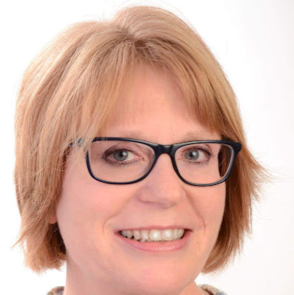 Meet your Posher, Diana - Picture 1 of 1